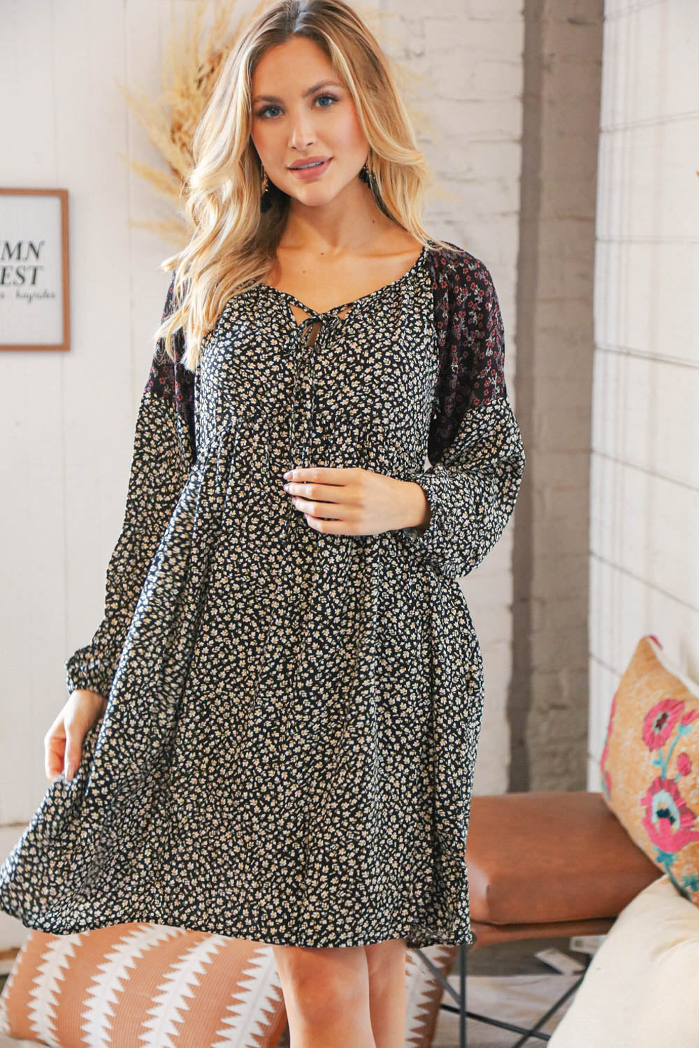 Black Ditzy Floral Bubble Sleeve Keyhole Woven Dress