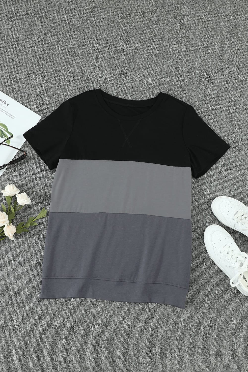 Color Block Side Slit Round Neck T-Shirt