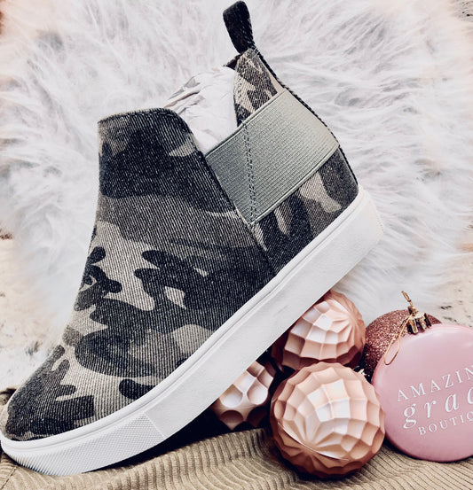 DULUTH Camo High Top Hidden Wedge Sneakers