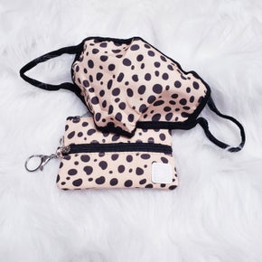 Pouch set